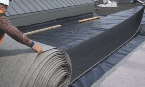 Drainage mat geocomposite for drainage and filtration